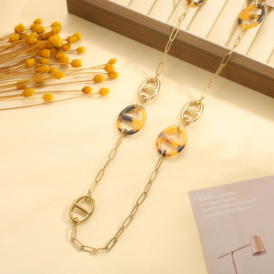 Lange Statement Ketting met Resin Details – Goudkleurig – RVS | TWINOLO