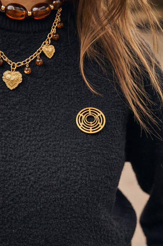 Gouden Cirkel Broche met Kristallen – Roestvrij Staal – Modern Design | Twinolo