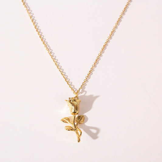 Necklace with Rose Pendant – Romantic & Elegant | Twinolo