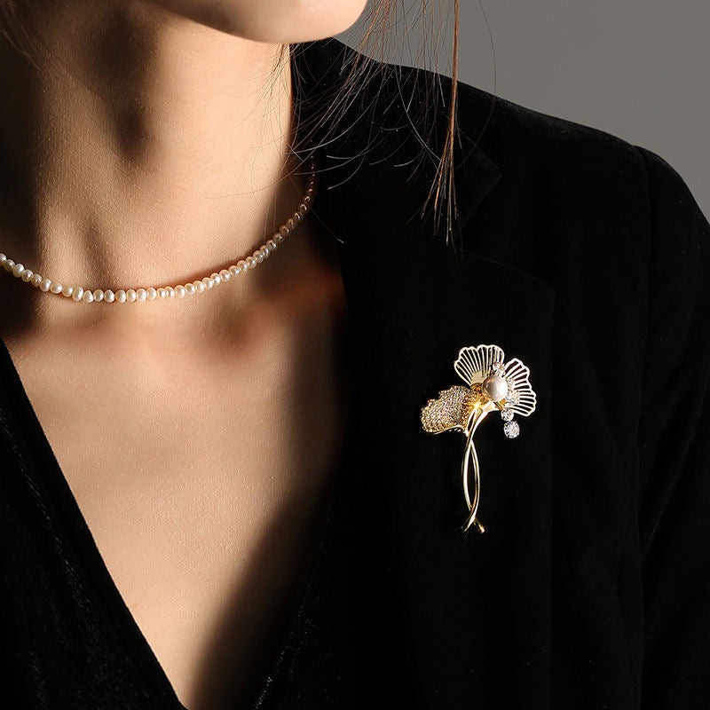 Bloembroche - Elegante Broche met Kristallen | Twinolo