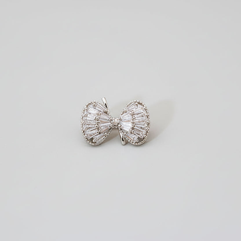Strikbroche met Hangende Kristallen – Luxe Broche | Twinolo
