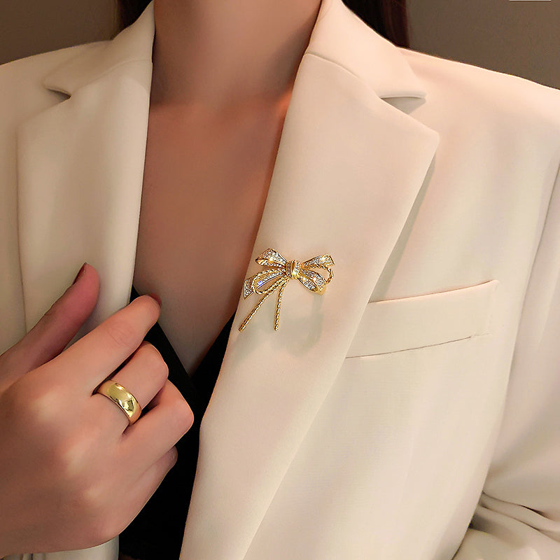 🎀 Strikbroche - Elegante Broche met Kristallen | Twinolo