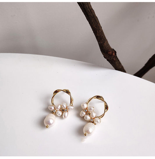 Pearl Hoop Earrings – Classic & Timeless | Twinolo