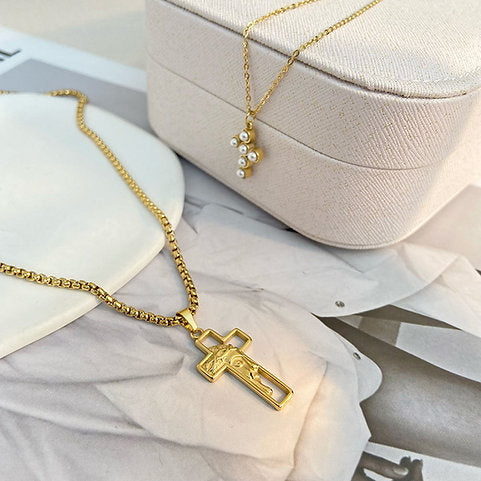 Ketting met Parelkruis Hanger – Elegant & Symbolisch | Twinolo