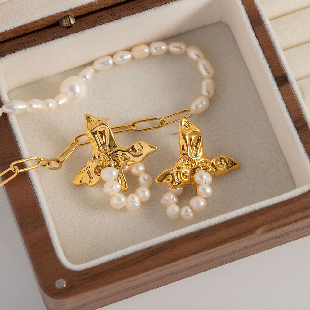 Earrings with Dangling Pearl & Embellishment – Sophisticated Design | Twinolo
