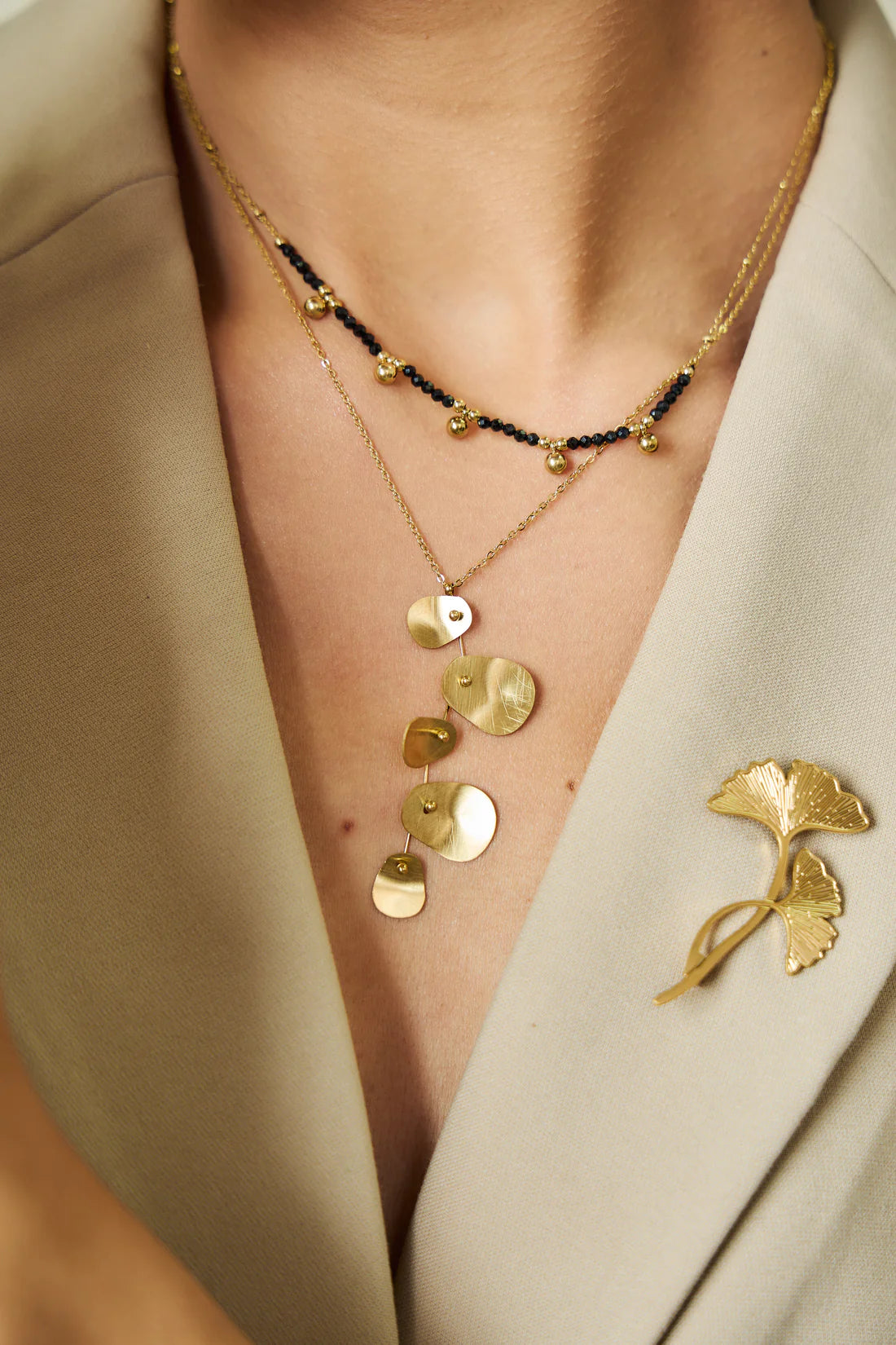 Gouden Ginkgo Blad Broche – Minimalistisch & Tijdloos Design | Twinolo