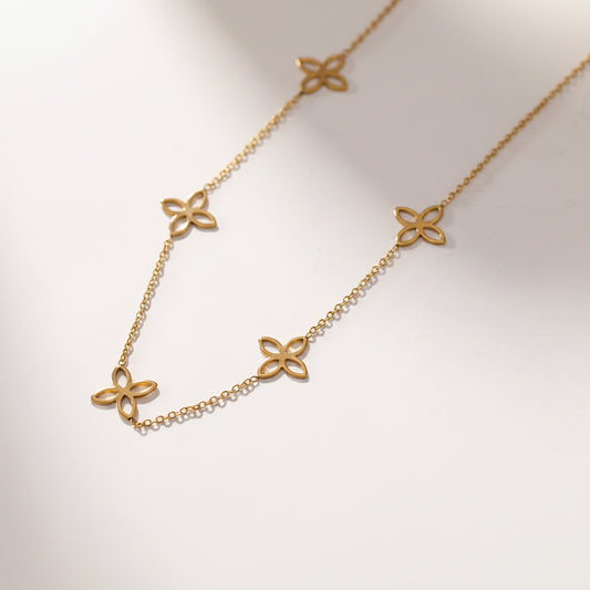 Clover Necklace – Elegant & Timeless | Twinolo