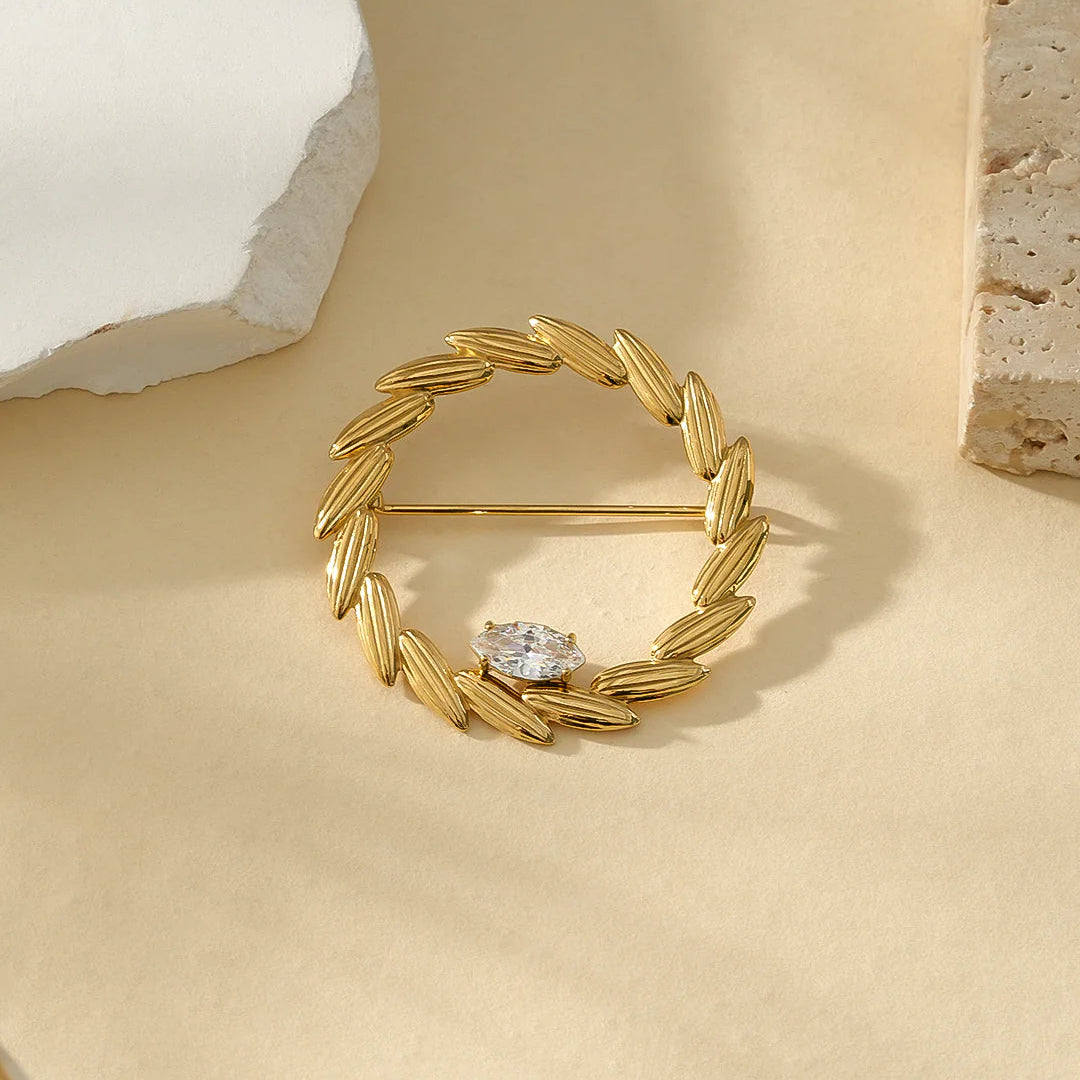Gouden Krans Broche – Elegant Design met Steen - Stainless Steel | Twinolo