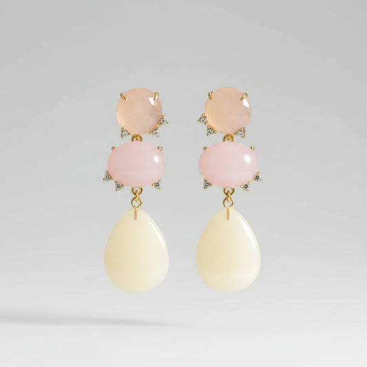 Lange Oorbellen met Beige Steen – Goudkleurig | TWINOLO