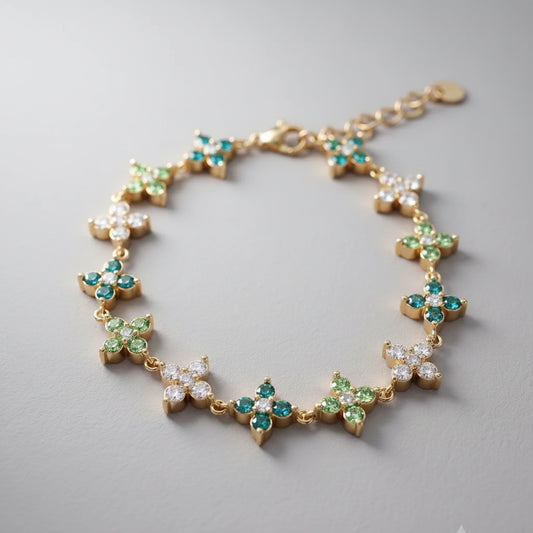 Bloemenarmband met Groene en Witte Steentjes – Goudkleurig – RVS | TWINOLO