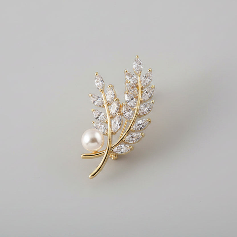 🌿 Blad Broche met Parel en Kristallen – Elegante Goudkleurige Dames Broche | Twinolo