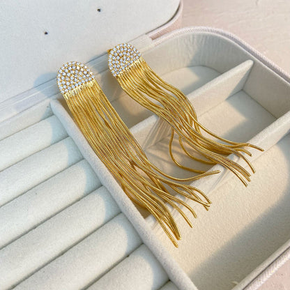 Longues boucles d'oreilles dorées avec Zirconia – Élégantes & Raffinées | Twinolo