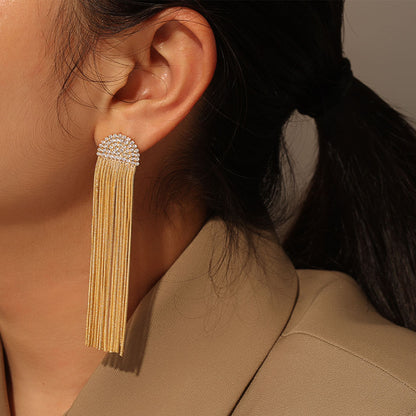 Longues boucles d'oreilles dorées avec Zirconia – Élégantes & Raffinées | Twinolo