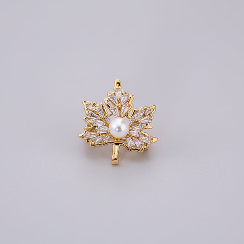 🍁 Bladbroche met Parel en Gouden Details – Elegante Broche | Twinolo