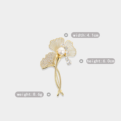 Flower Brooch - Elegant Brooch with Crystals | Twinolo