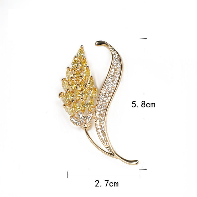 Flower Brooch - Elegant Brooch with Crystals | Twinolo