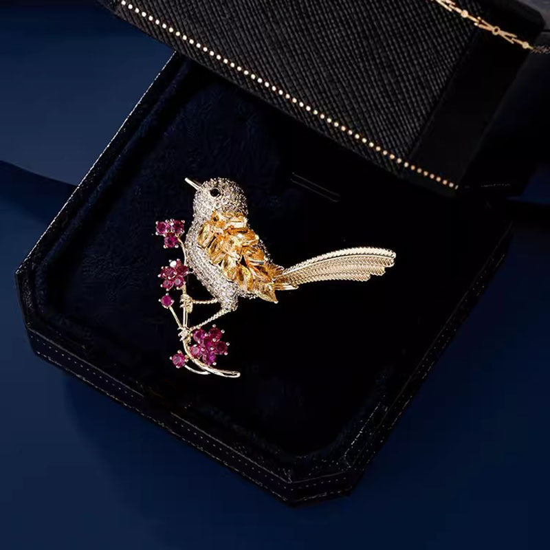 Broche oiseau avec cristaux et fleurs - Broche élégante | Twinolo