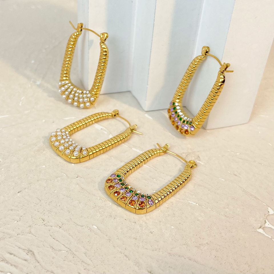 Boucles d'oreilles créoles avec perles et pierres colorées – Design unique | Twinolo