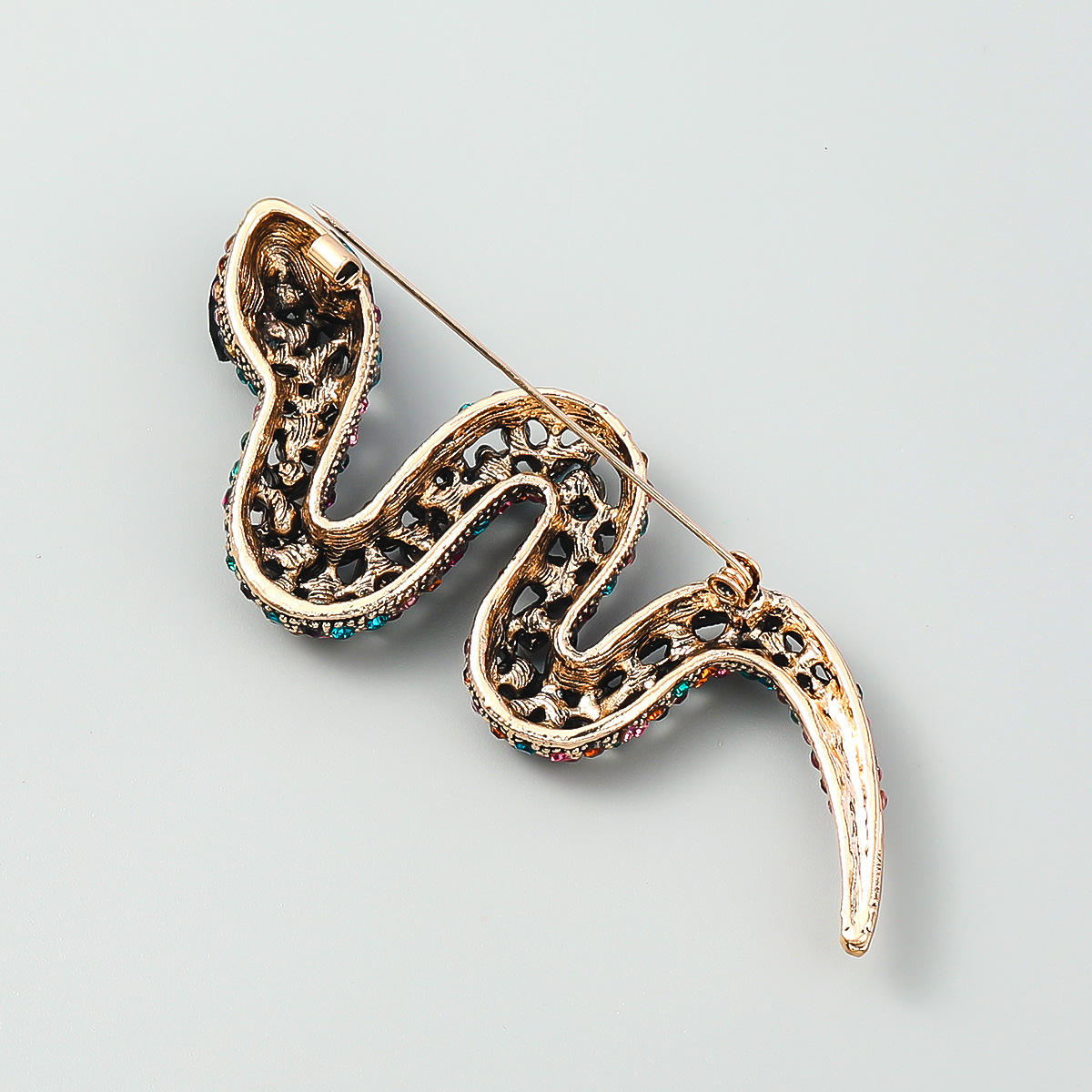 Brooch - Elegant Brooch with Crystals | Twinolo
