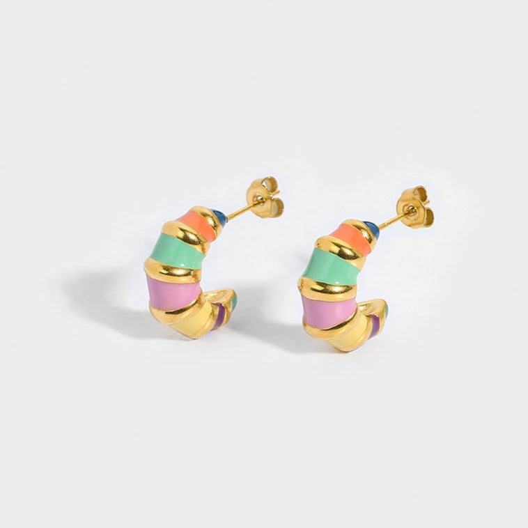 Boucles d'oreilles créoles colorées - Des pièces remarquables pour chaque look | Twinolo