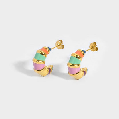 Boucles d'oreilles créoles colorées - Des pièces remarquables pour chaque look | Twinolo
