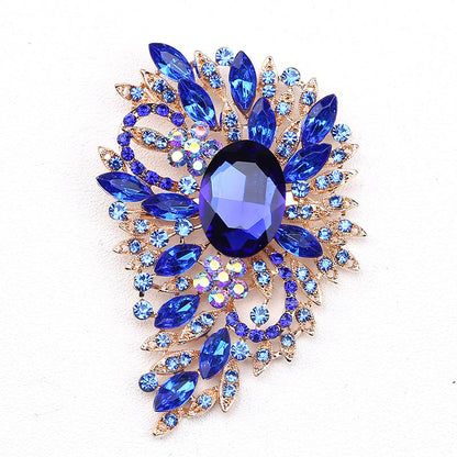 Flower Brooch - Elegant Brooch with Crystals | Twinolo