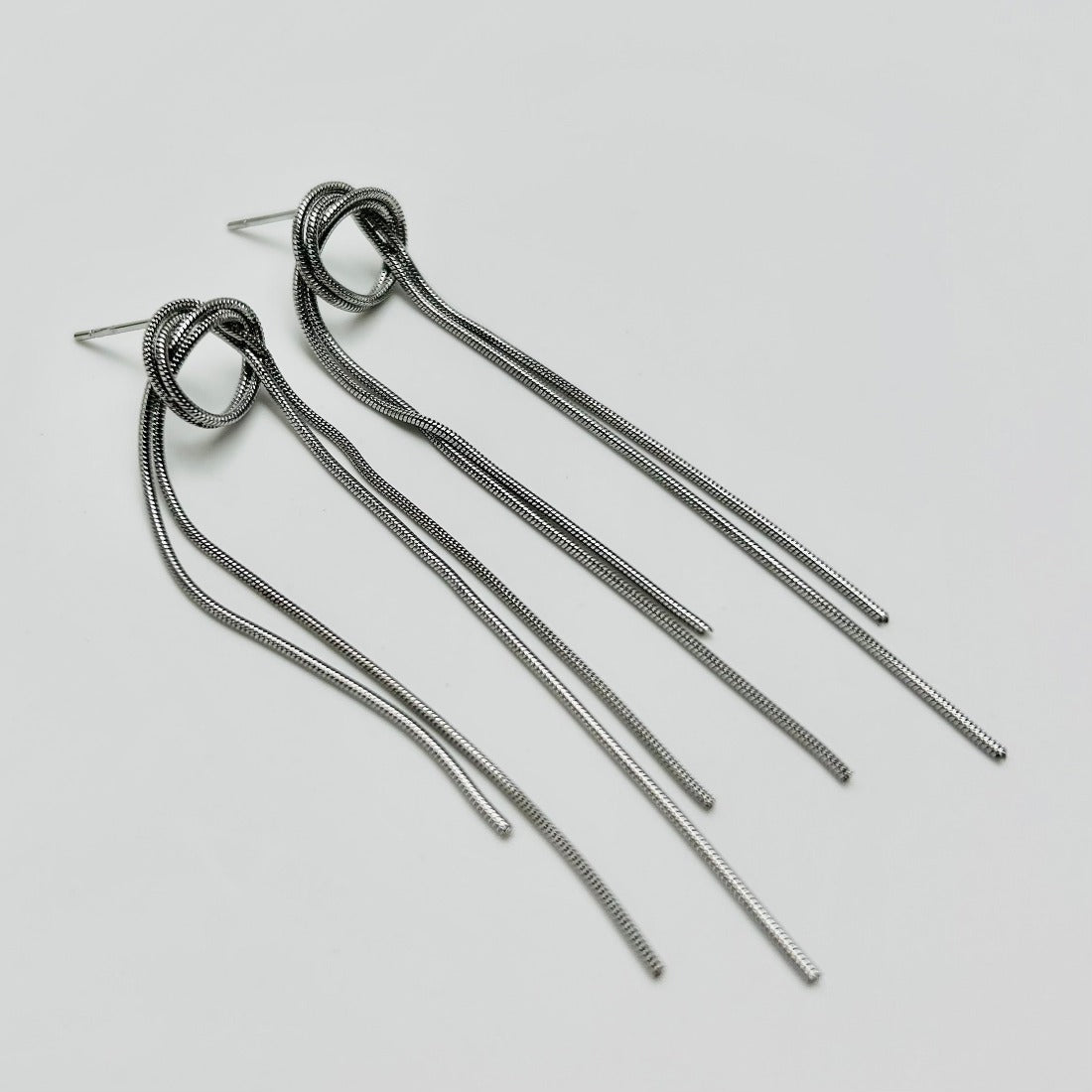Lange Oorhangers met Kettingen – Stijlvol Design | Twinolo