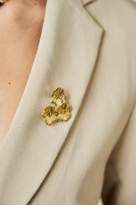 Broche Fleur Dorée – Design Élégant à 3 Fleurs - Acier Inoxydable | Twinolo