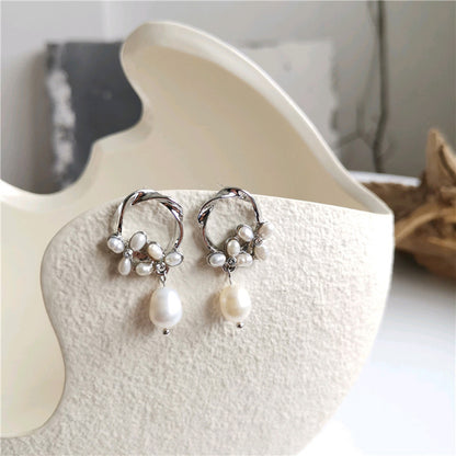 Pearl Hoop Earrings – Classic & Timeless | Twinolo