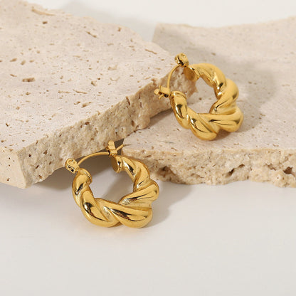 Chunky Croissant Oorbellen – Statement in Stijl | Twinolo