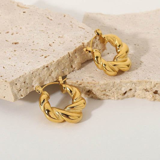 Chunky Croissant Oorbellen – Statement in Stijl | Twinolo