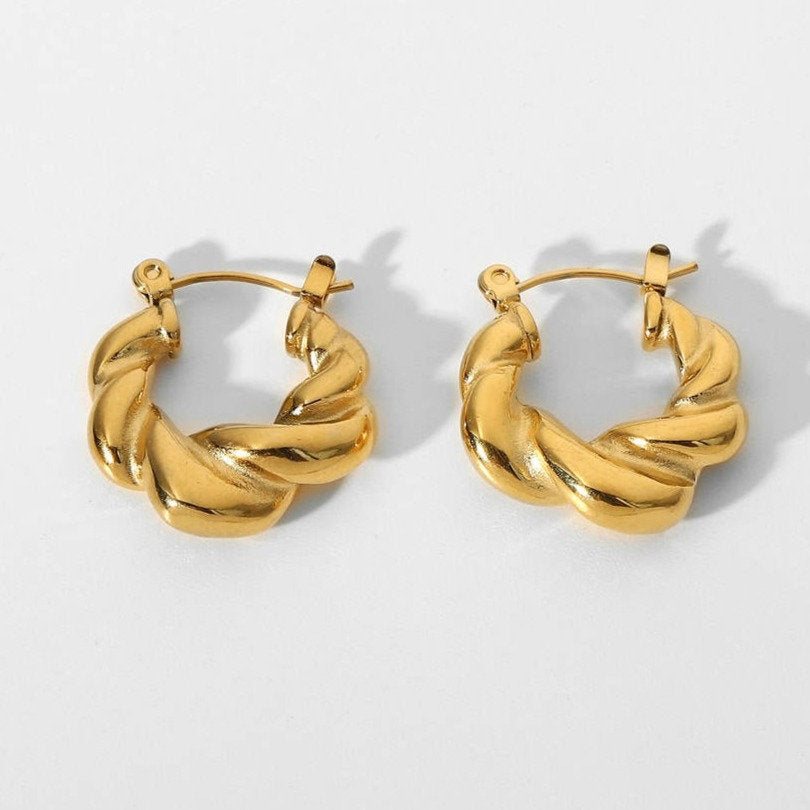 Chunky Croissant Oorbellen – Statement in Stijl | Twinolo