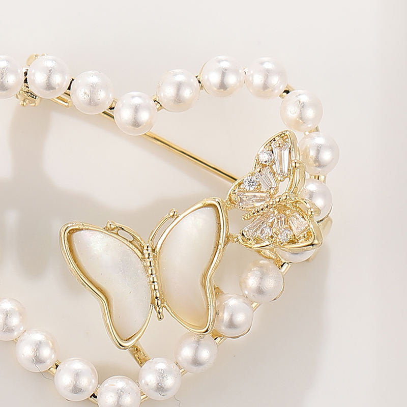 🦋 Butterfly Brooch - Elegant Brooch with Pearls | Twinolo