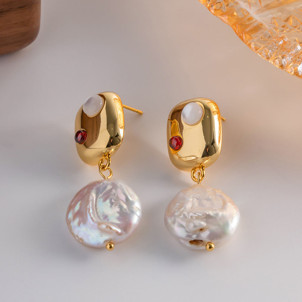 Boucles d'oreilles avec perle d'eau douce blanche – Pure élégance | Twinolo
